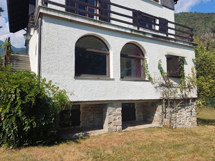 Appartamento trilocale in affitto in Via Papa Giovanni XXIII, Zornasco, Malesco