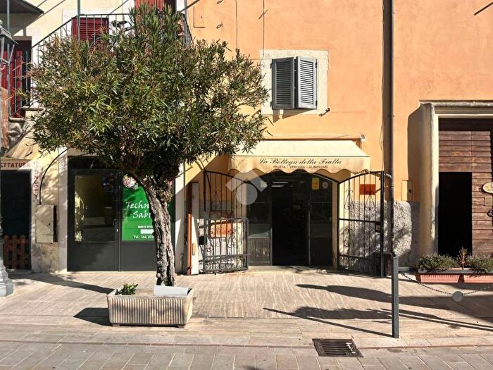 Appartamento monolocale in affitto in Piazza Giuseppe Garibaldi, Cantalupo in Sabina