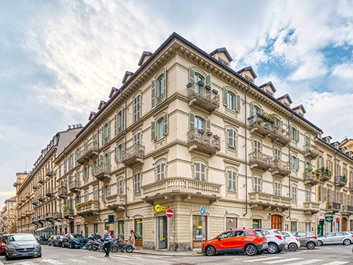 Appartamento monolocale in affitto in Via San Quintino, Cittadella, Torino