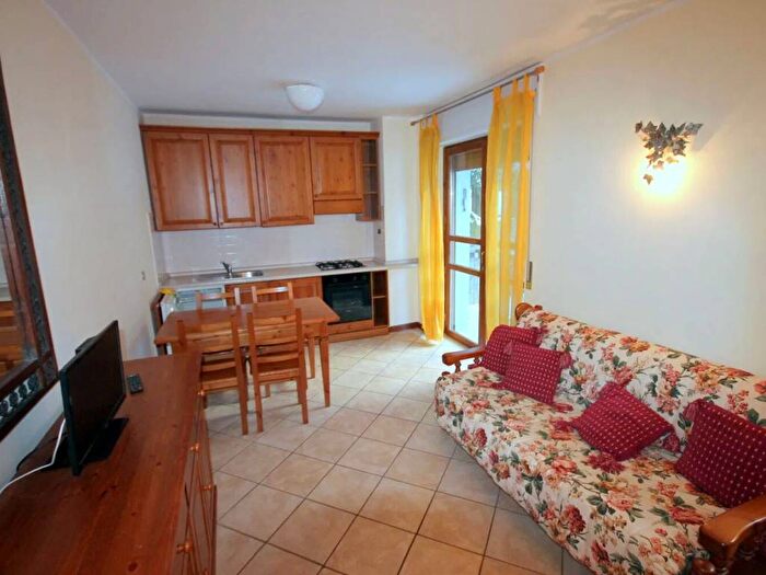 Appartamento trilocale in affitto in Strada Delle Volpi, Centro, Courmayeur