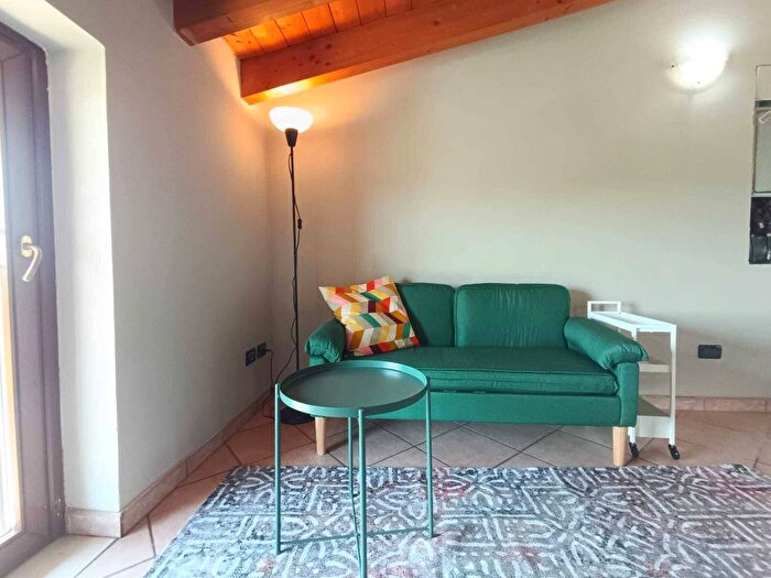 Appartamento bilocale in affitto in Viale Lombardia, Centro, Rovato