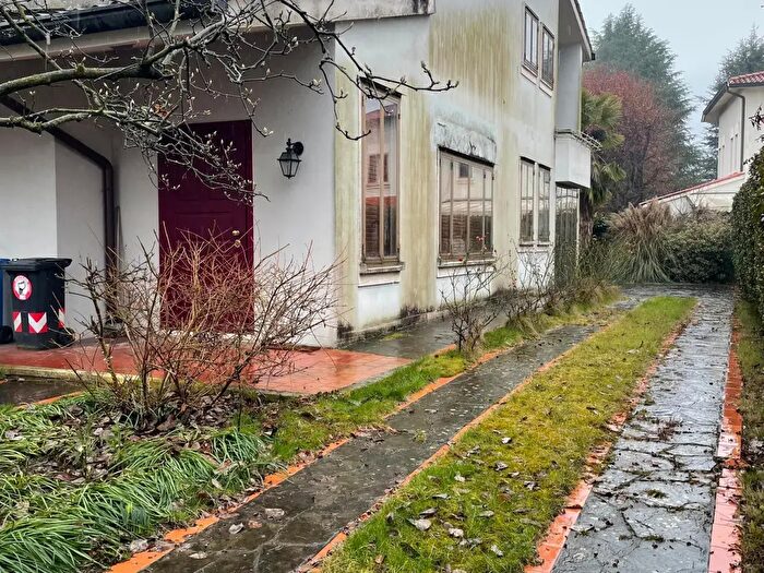 Casa con 7 locali in vendita in Vicenza