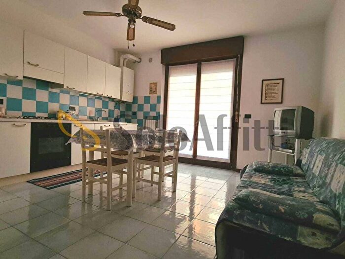 Appartamento bilocale in affitto in Borgo Roma, Verona