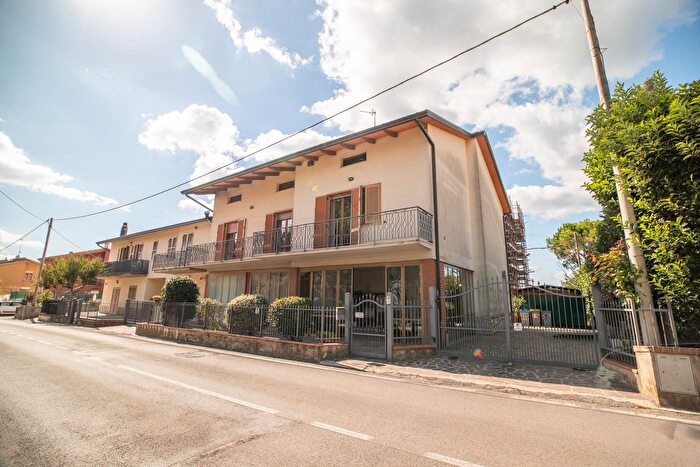 Casa con 6 locali in vendita in Via delle Ghiande, Perugia