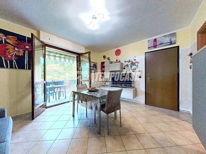 Appartamento con 7 locali in vendita in Via Leopoldo Usseglio, Lanzo Torinese