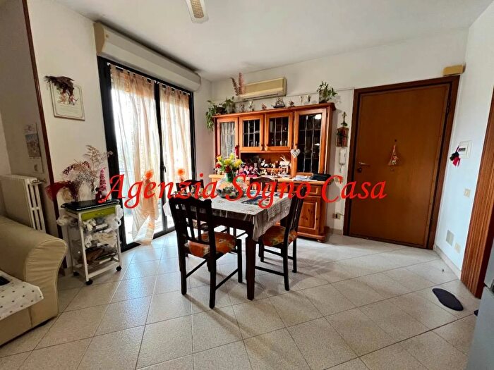 Appartamento trilocale in vendita in Zona Bussecchio Forli ForliCesena, Forli