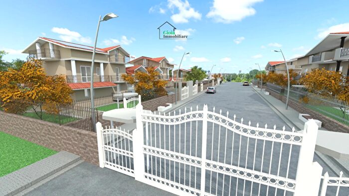 Casa con 7 locali in vendita in Via Provinciale della Rocca, Santa Maria Imbaro