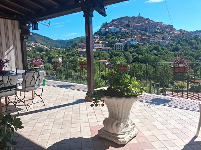 Casa quadrilocale in vendita in Via Marcantonio Colonna, Fiuggi