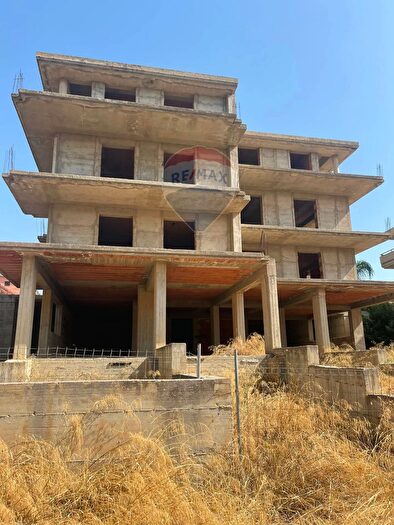 Casa con 10 locali in vendita in Via Vittorio De Sica, Agrigento