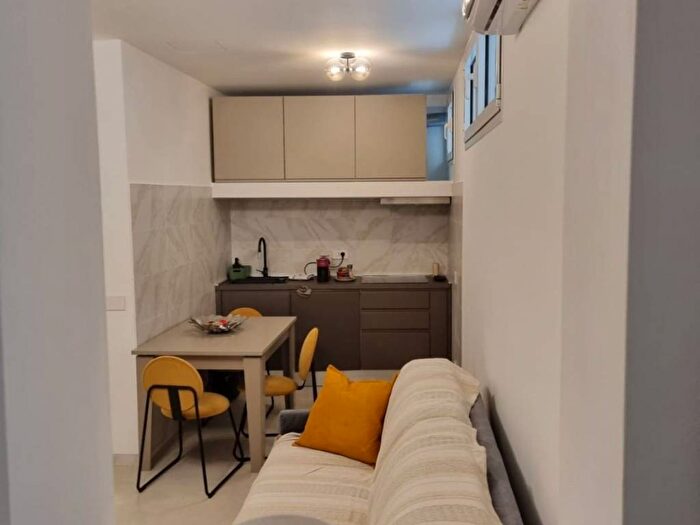 Appartamento monolocale in affitto in Piazza Edoardo Ferravilla, Città Studi, Milano