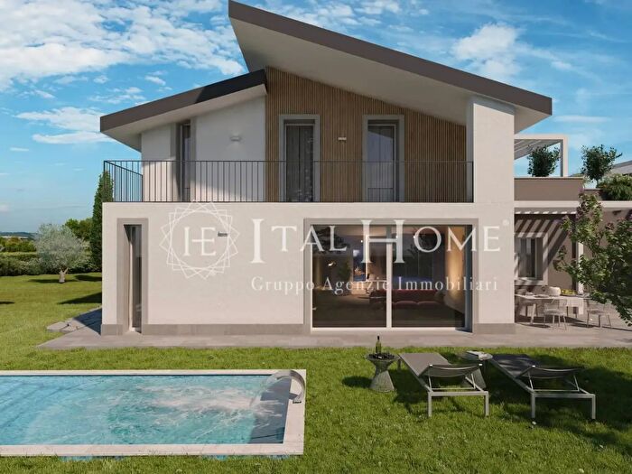 Appartamento quadrilocale in vendita in Viale Vittorio Veneto, Grumello Del Monte