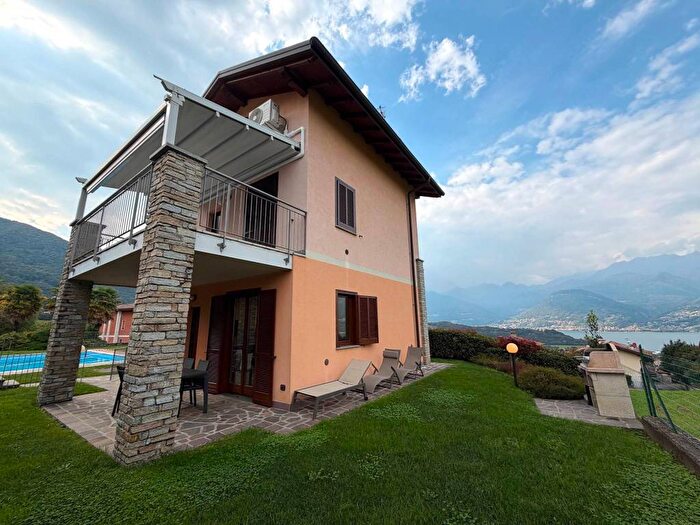Appartamento bilocale in affitto in Via Fontanedo, Colico Piano, Colico