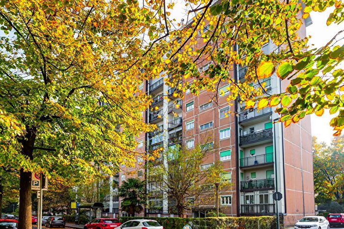 Appartamento con 5 locali in vendita in Via Plava, Torino