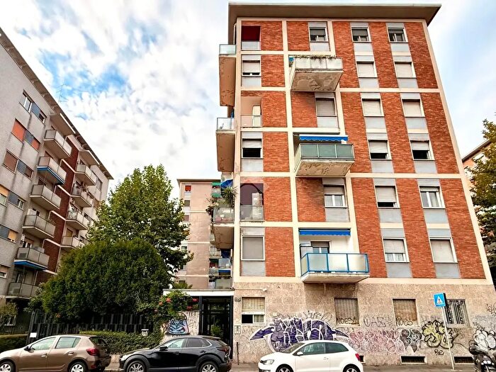 Appartamento bilocale in vendita in Via Palmanova, Milano