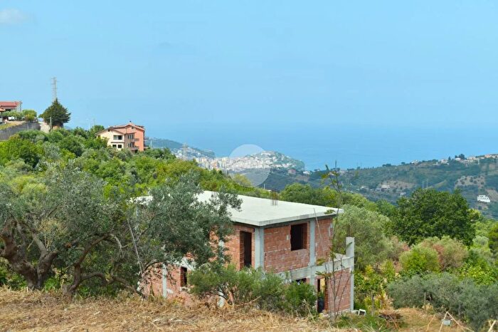 Casa con 7 locali in vendita in Via Campanina, Agropoli