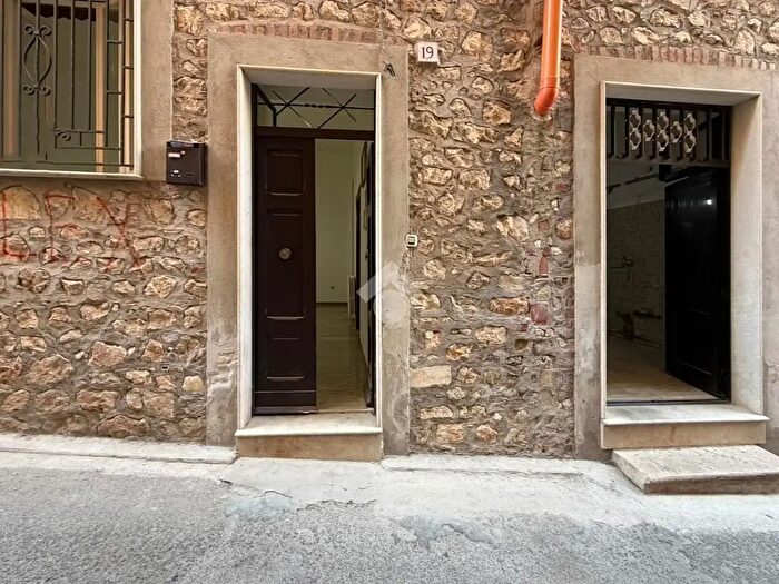 Appartamento trilocale in vendita in Vicolo del Chiavari, Sezze