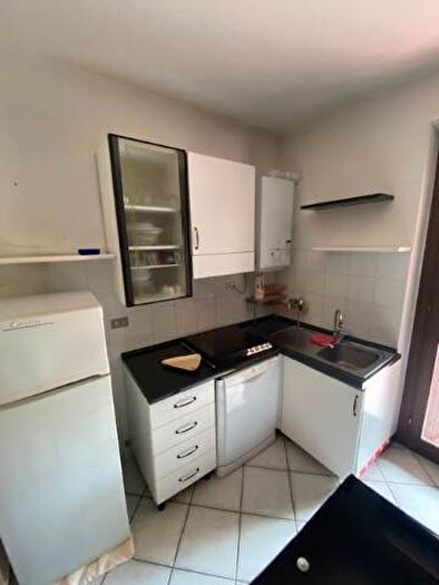 Appartamento bilocale in affitto in Via Dugazze, Rivoltella, Desenzano del Garda