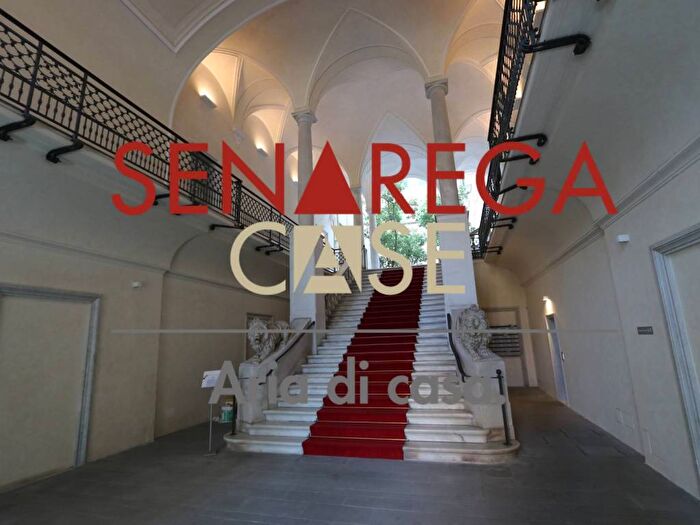 Appartamento quadrilocale in affitto in Salita di Santa Caterina, Centro Città, Genova