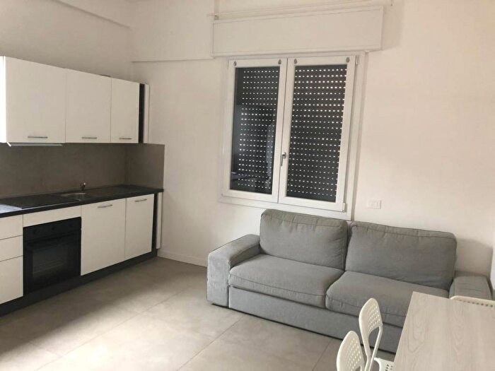 Appartamento con 5 locali in affitto in Via Monte Sirottolo, Brusegana Aeroporto, Padova