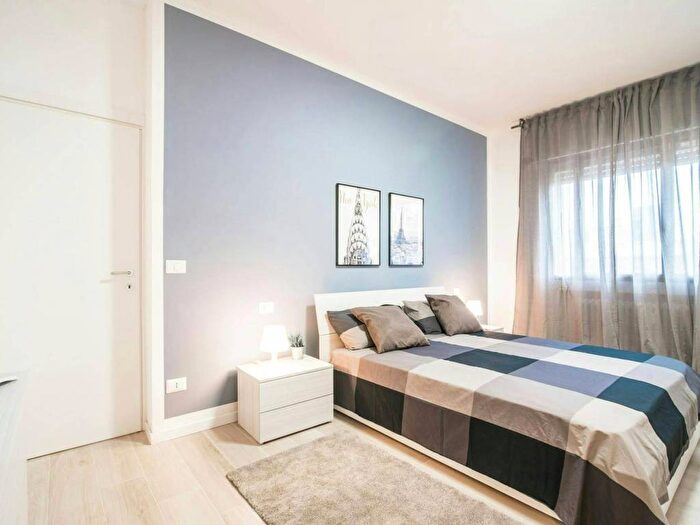 Appartamento con 6 locali in affitto in Via Giosu¨ Carducci, Mestre, Venezia