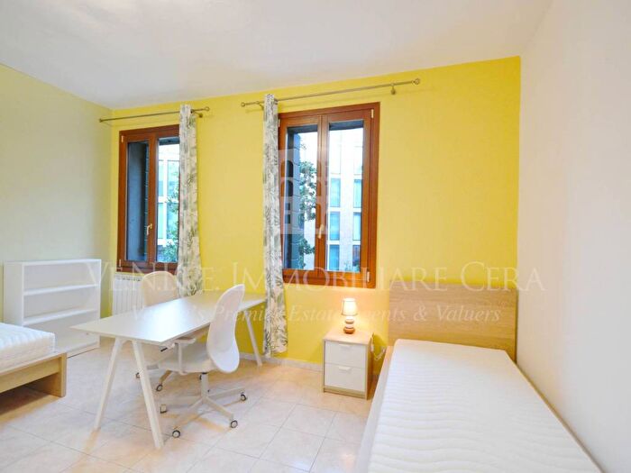 Appartamento trilocale in affitto in Dorsoduro, Dorsoduro San Barnaba, Venezia