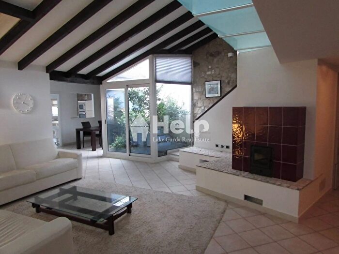 Appartamento quadrilocale in vendita in Via del Marocco Riva del Garda, Riva Del Garda