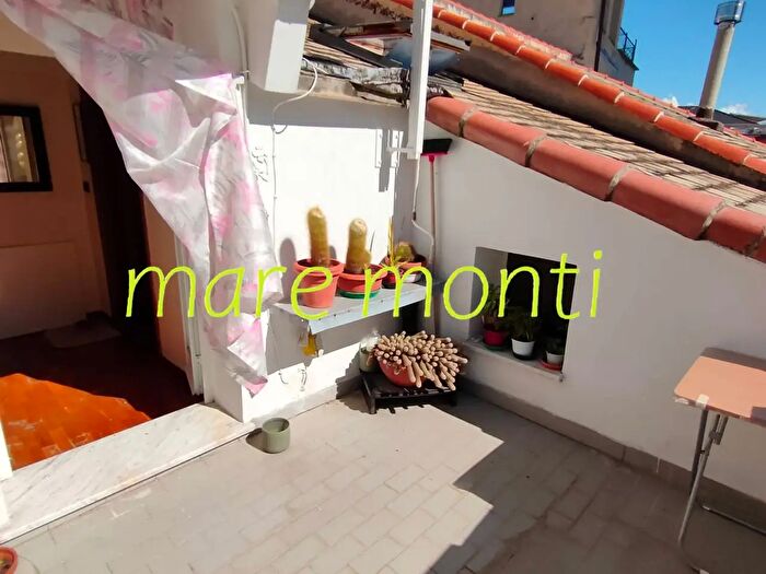 Appartamento con 5 locali in vendita in Via Sansoni, Savona