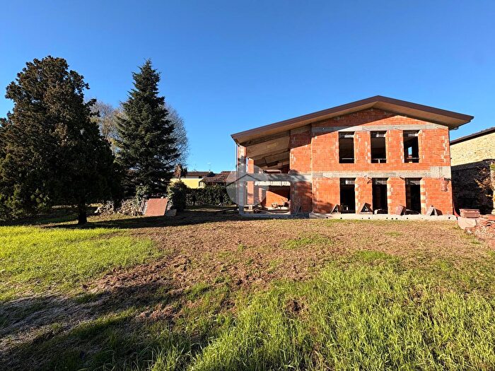 Casa quadrilocale in vendita in Via Santa Croce, Gussago