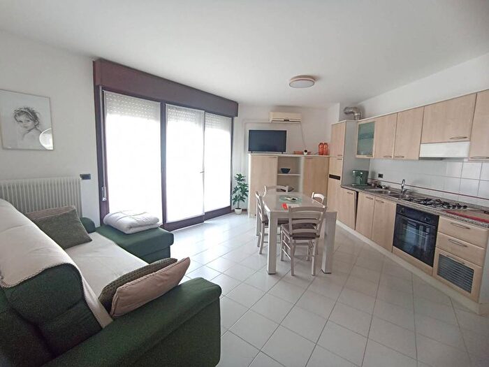 Appartamento bilocale in affitto in Centro, Manzano