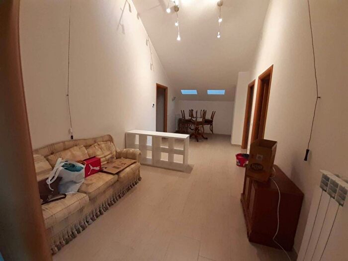 Casa trilocale in affitto in Via Gabriele DAnnunzio, Villa Comunale, LAquila