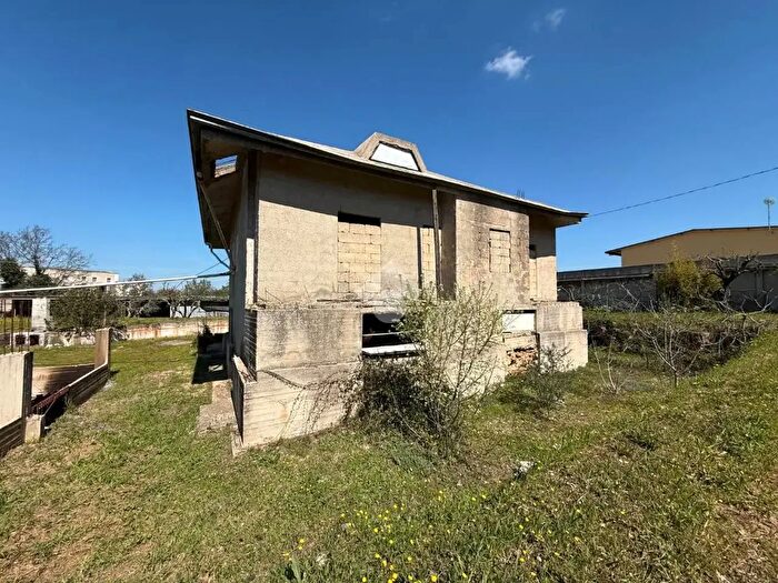 Casa quadrilocale in vendita in Santeramo In Colle