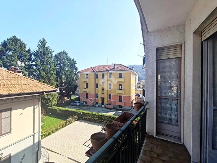 Appartamento trilocale in affitto in Viale Trento, Torre Pellice