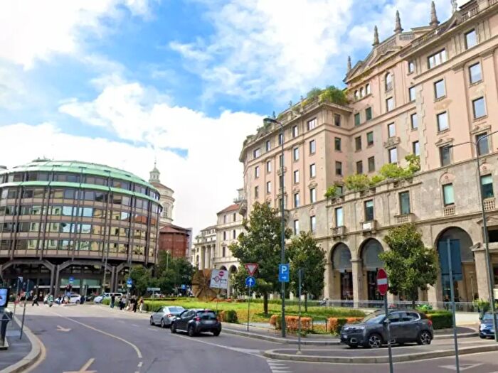 Appartamento bilocale in vendita in Piazza Filippo Meda, Milano