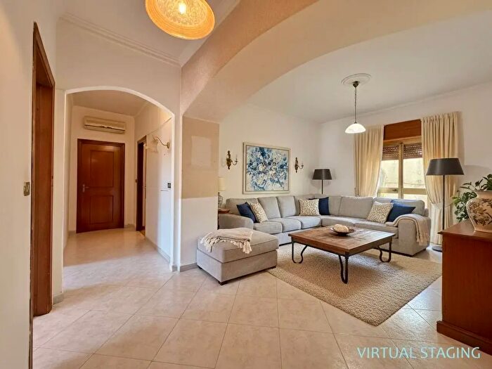 Appartamento quadrilocale in vendita in Vico III Roma, Tertenia