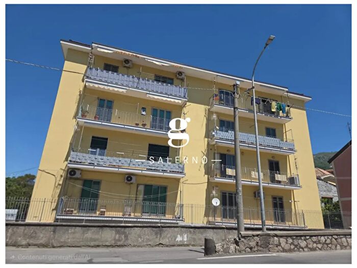 Appartamento quadrilocale in vendita in Via Vecchia Matierno, Salerno