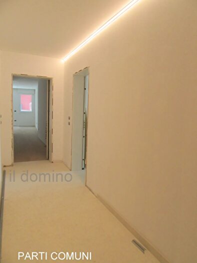 Appartamento trilocale in vendita in Via dei Savonarola, Padova