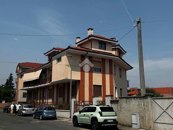 Appartamento trilocale in affitto in Via orti, Centro, Carmagnola