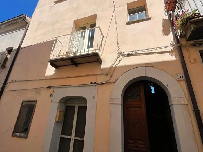 Appartamento quadrilocale in vendita in Via Mastropietro, Montemurro