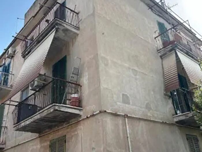 Appartamento bilocale in vendita in Via della Rustica, Roma