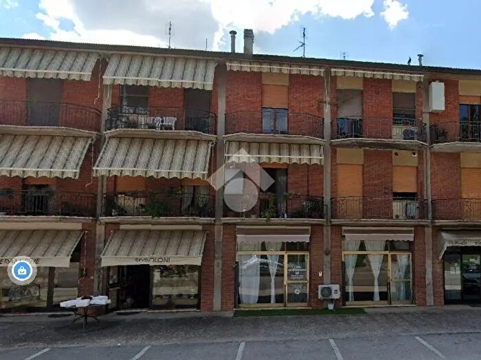 Casa monolocale in vendita in Via Tiberina, Deruta