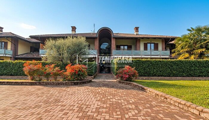 Case in Vendita e in Affitto - 2