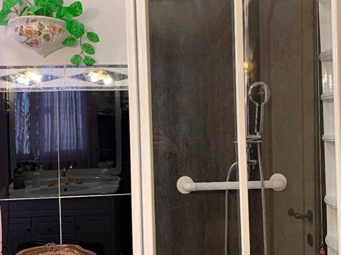 Appartamento bilocale in affitto in Via San Nemesio, Garbatella, Roma