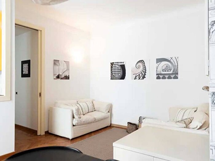 Appartamento bilocale in affitto in Vicolo Giardino, Scala Manzoni, Milano