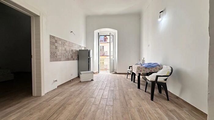 Appartamento bilocale in vendita in Via Regina Elena, Taranto