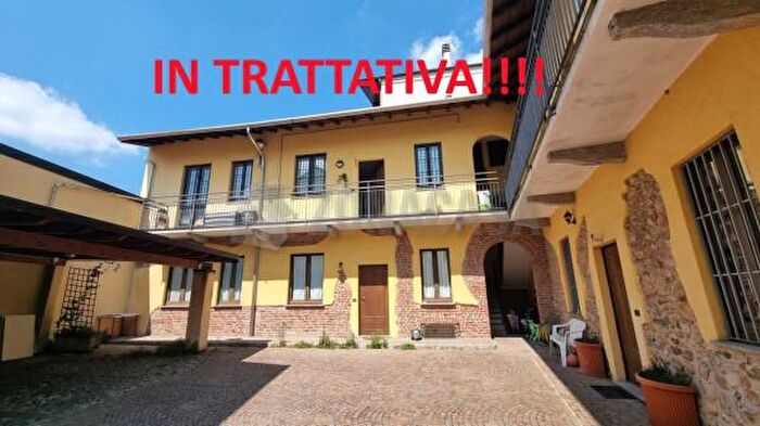 Appartamento trilocale in vendita in Via Donatello, Gallarate