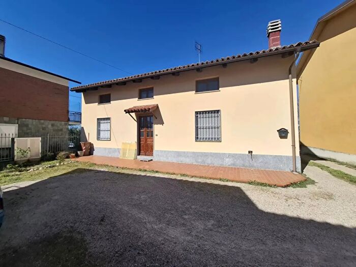 Casa trilocale in vendita in Govone