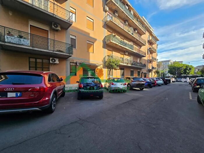 Appartamento trilocale in affitto in Via Vitaliano Brancati, Gravina Di Catania