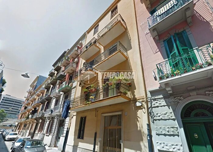 Appartamento bilocale in vendita in Via Libia, Bari