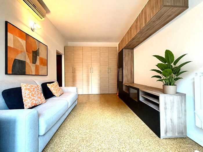 Appartamento monolocale in affitto in Via Giuseppe Ripamonti, Vigentino Fatima, Milano
