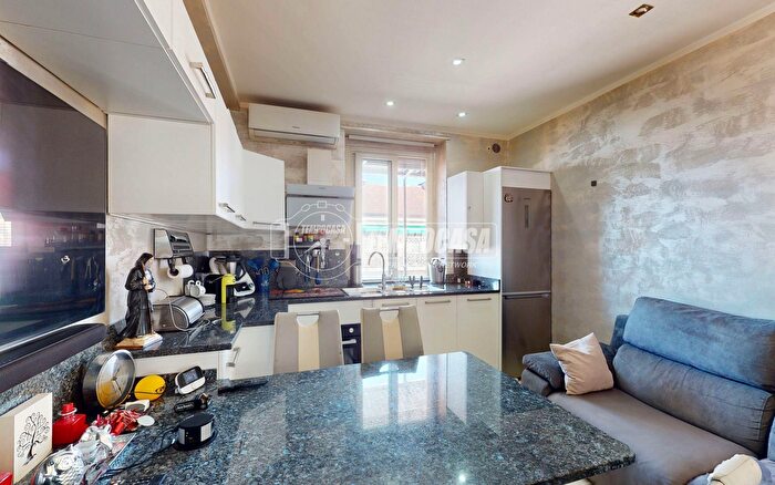 Appartamento bilocale in vendita in Via Emanuel Giovanni, Torino